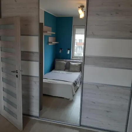 Modern 2 Flat